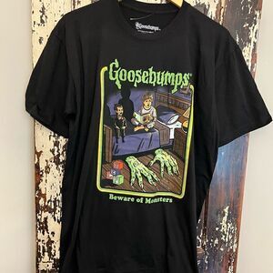 Retro Goosebumps Beware Of Monsters Unisex T-shirt. Size XL. Spooky season.